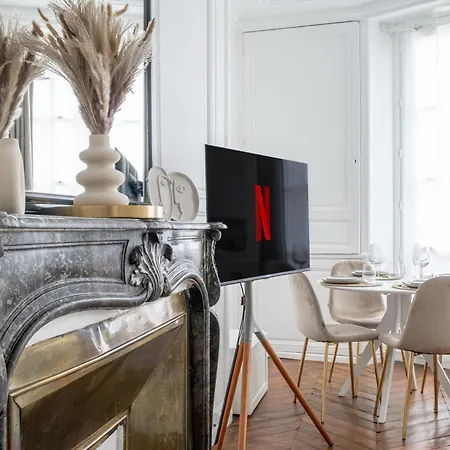 Apartment Le Versaillais - Proche Chateau De Et 15 Min Rer Paris *