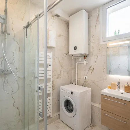 Le Versaillais - Proche Chateau De Et 15 Min Rer Paris Apartment
