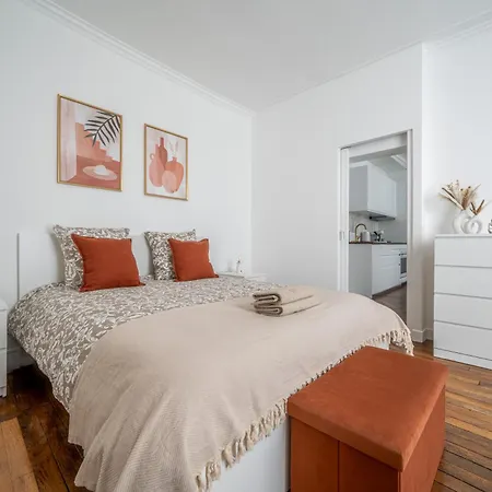 Le Versaillais - Proche Chateau De Et 15 Min Rer Paris Apartment